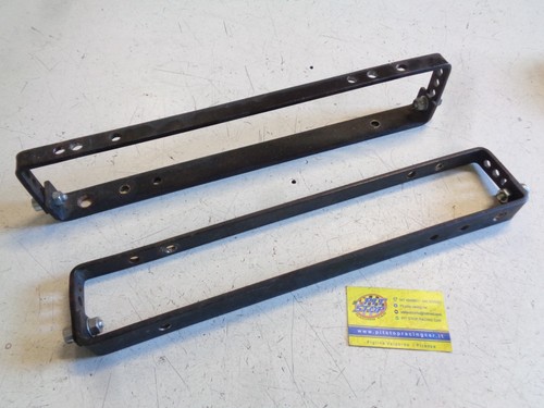 Coppia staffe per - per, sedile