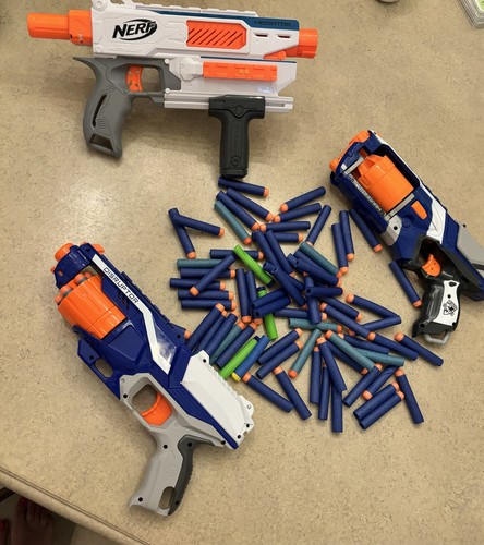 Nerf blasters strike - nerf, blasters-