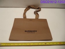 Qty = 20: Burberry London