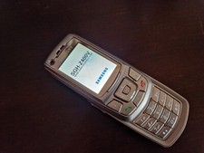 SAMSUNG SGH-Z400V FUNZIONANTE  CON CARICABATTERIA 