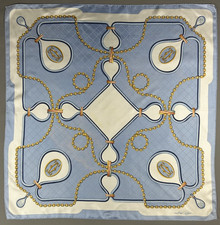 Authentique foulard  vintage " must de Cartier  "