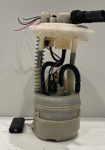 Pompa carburante per nissan - pompa,