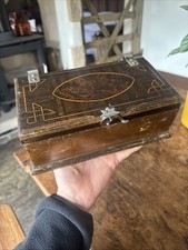 Vintage fiori cravatta pressa