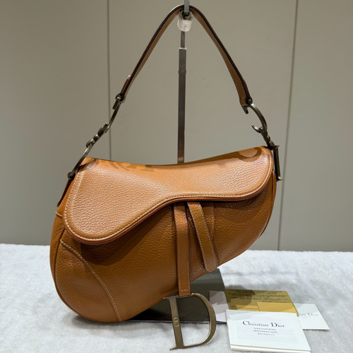 Christian dior calfskin saddle - dior,