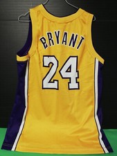 MAGLIA BASKET KOBE BRYANT N. 24 LOS ANGELES LAKERS CHAMPION TG. M NBA CANOTTA 