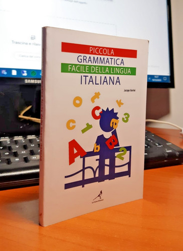 Piccola grammatica facile
