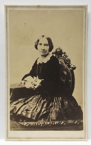 Fotografia cdv donna seduta - cdv,