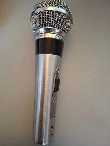 Microfono dinamico vintage
