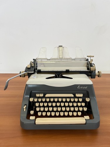 Macchina scrivere everest - scrivere,