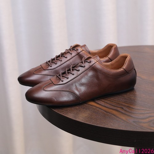 Scarpe uomo retrò stringate