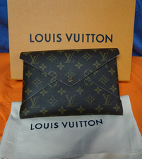 Pochette Louie Vuitton