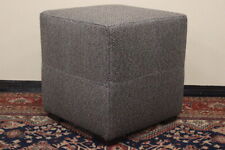 Splendido Pouf / Puff / Pouff in stoffa argentata / anni dopo 2000 / cubo / cube