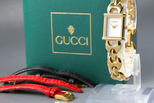 Near mint gucci - [near,