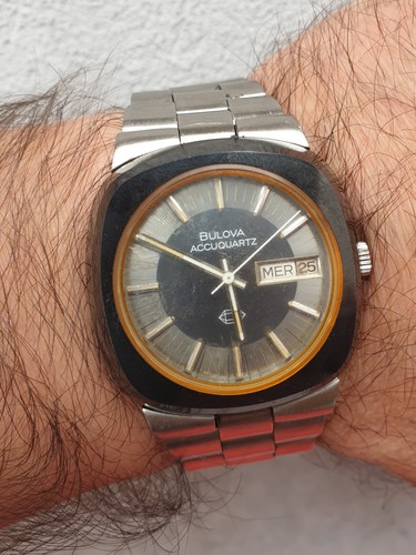 Rare bulova accuquartz ceramic - rare,