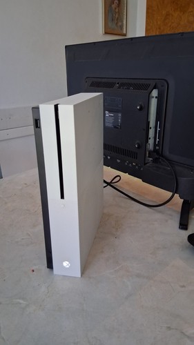 Microsoft xbox one - one, s