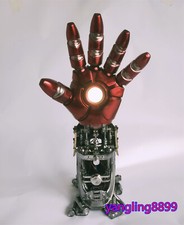 Lampada da tavolo mobile