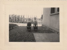 B3 - Foto Photo Fotografia Anni 60 - Coppia  Bambine con cariola