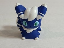 B. 14 Pokemon Blu Maschio