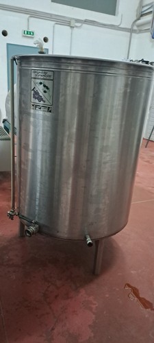 Cisterna verticale acciaio - cisterna,