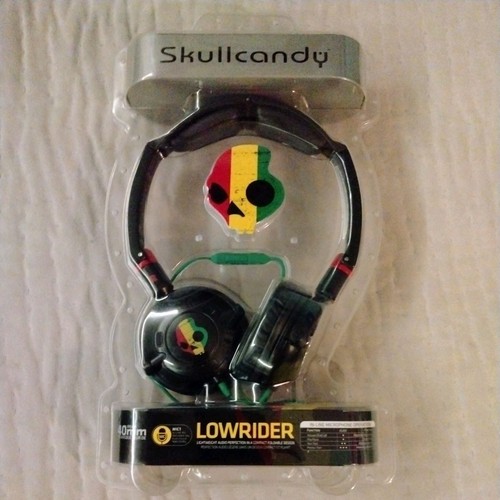 Skullcandy lowrider ear - lowrider, on