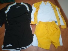 2 Completini da calcio usati