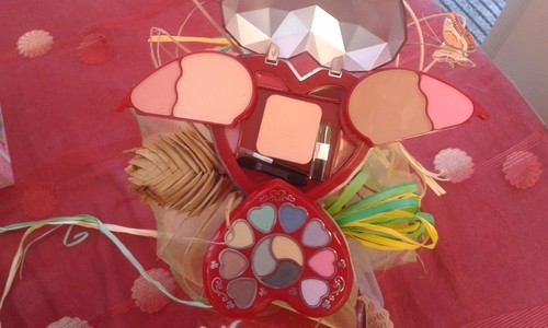 Make cofanetto per il - up,