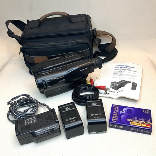 Sony ccd tr82 handycam video8 - sony, ccd-tr82