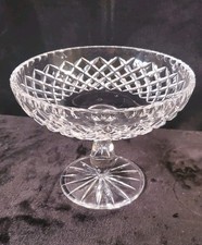 Ciotola piedistallo composta