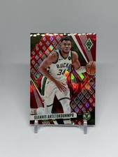 2023-24 Panini Phoenix Giannis