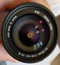 SIGMA  AUTO FOCUS  ASPHERICAL  IF 28 - 105 mm_f = 1 : 3.8 - 5.6  UC - III _ 62mm