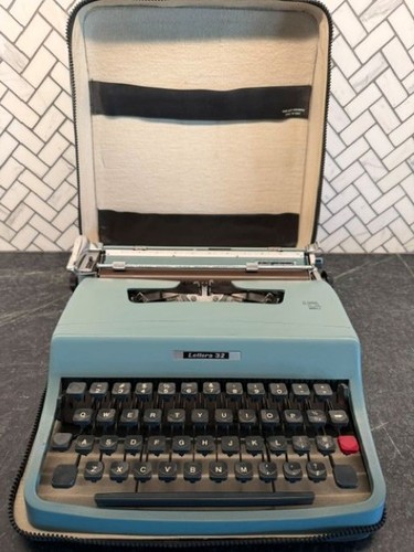 Vintage olivetti underwood - vintage,