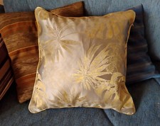 Cuscino arredo quadrato in Raso Jacquard Disegno Floreale Dorato - Come Nuovo