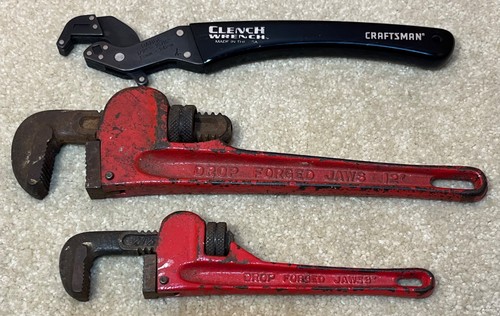 Strumenti chiavi per - 3, tubi