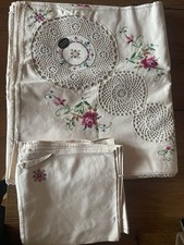 Tovaglia E 12 Tovaglioli In