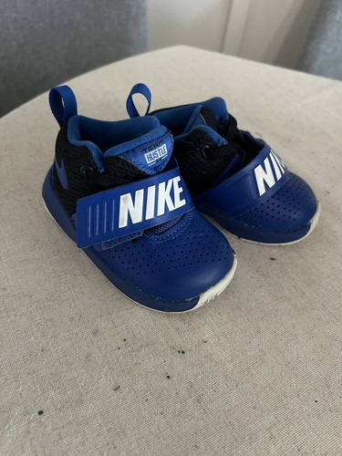 Scarpa ginnastica nike team - scarpa, da