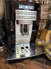 ⸻  Macchina da caffè