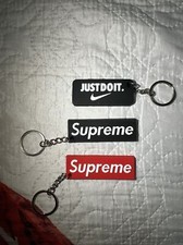 Portachiavi Supreme E Nike Keychain Black/Red Brand New