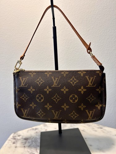 Louis vuitton pochette - louis,