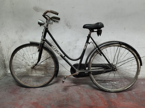 Bicicletta restaurare - bicicletta,