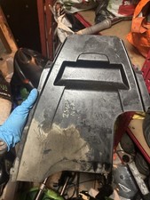 CARENA  SOTTO VANA PORTA CASCO