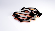 Emblema Harley Davidson BAR & SHIELD  adesivi in plexiglass col. Arancio/Nero