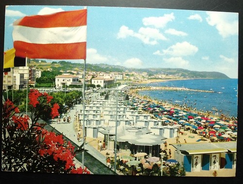 Cartolina fano spiaggia - cartolina, 1972