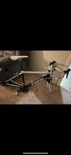 Trek bike madone - trek,
