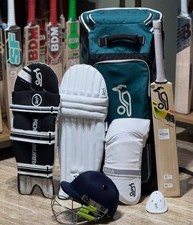 Kookaburra Kit Cricket per
