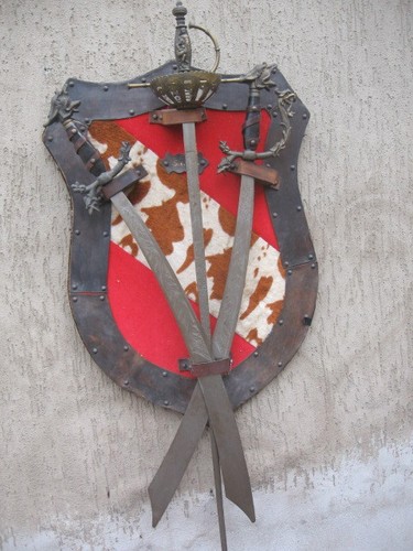 Pannello legno con - spade, da