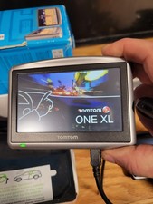 Sistemi GPS TomTom ONE XL e un