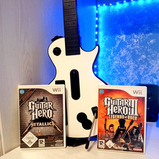 NINTENDO WII CHITARRA CON 2 GIOCHI PAL GUITAR HERO METALLICA GUITAR HERO 3 CIB