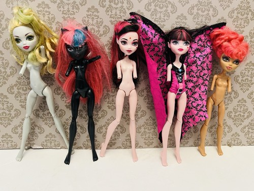 Monster high doll bundle - monster,