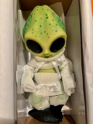 Lumina alien baby doll - lumina, di
