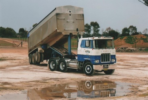 Tekno 73945 mack f700 - tekno,